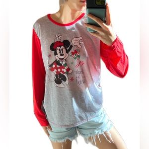 DISNEY Christmas jingle all the way long sleeve tee size L